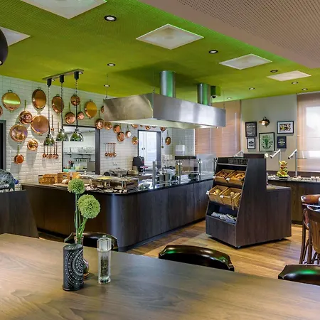 Ibis Styles 3*