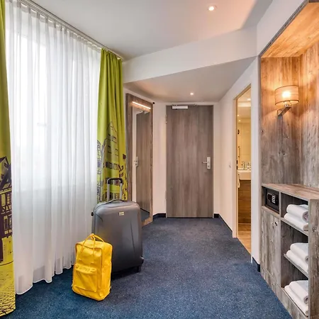 Отель Ibis Styles 3*