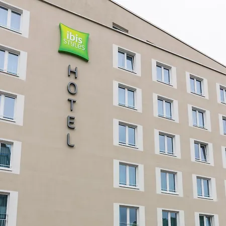 Отель Ibis Styles 3*